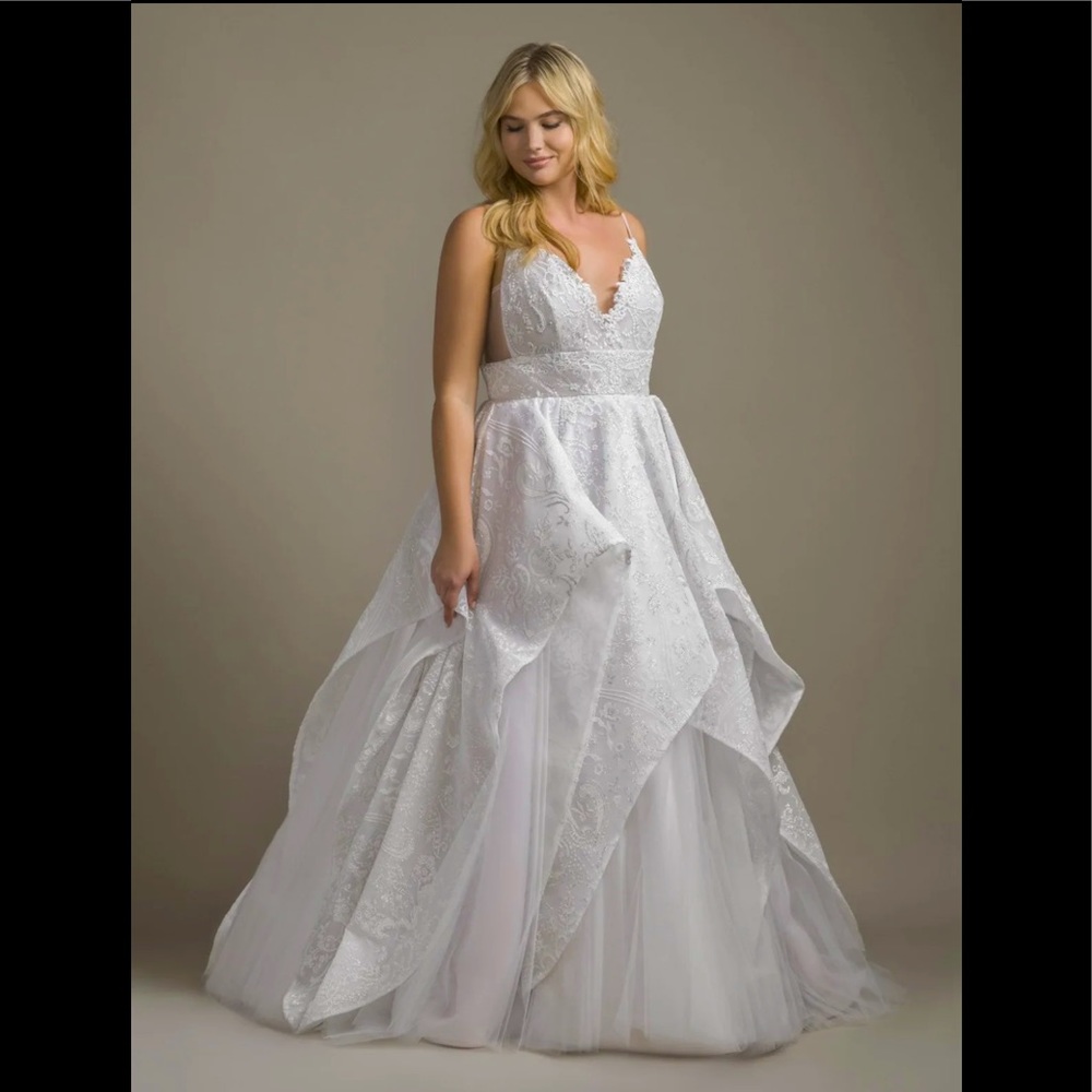Hayley Paige Markle Wedding Dress